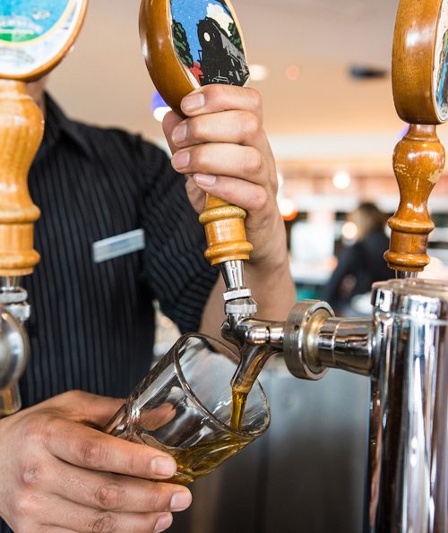 Dockside-Beer-Pour Dockside-Beer-Pour
